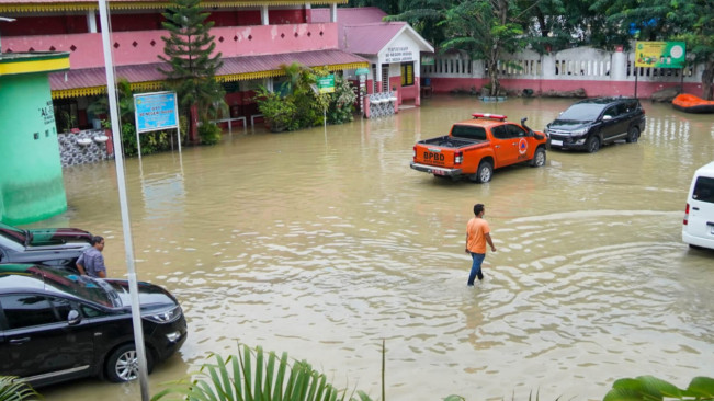 Banjir landa Kota Medan. [Ist]